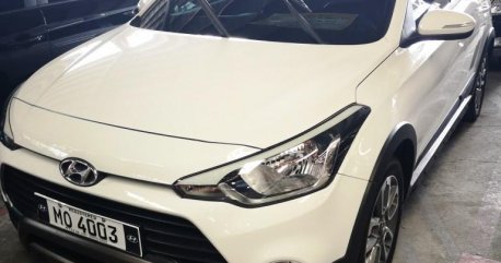 Selling White Hyundai I20 2015 Hatchback Manual Gasoline
