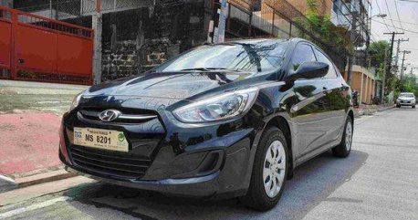 Selling Black Hyundai Accent 2017 at 11000 km