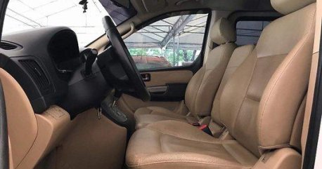 White Hyundai Starex 2013 Automatic Diesel for sale 