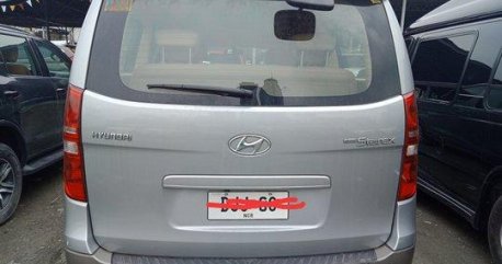 Sell Silver 2014 Hyundai Grand Starex at 32000 km 