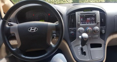 Selling Hyundai Grand Starex 2016 in Manila