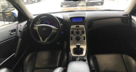 2010 Hyundai Genesis for sale in Makati 