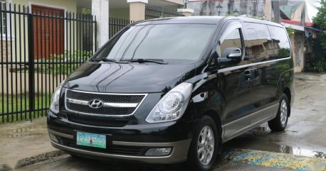 Sell 2010 Hyundai Grand Starex in Bacoor