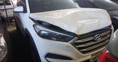 Sell White 2018 Hyundai Tucson at 15000 km 