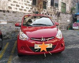 Red Hyundai Eon 2017 at 16000 km for sale