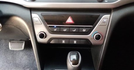 2016 Hyundai Elantra for sale in Makati 