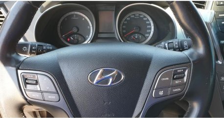 Hyundai Santa Fe 2013 at 103000 km for sale 