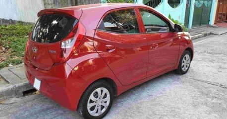 Sell Red 2016 Hyundai Eon Manual Gasoline at 30000 km 