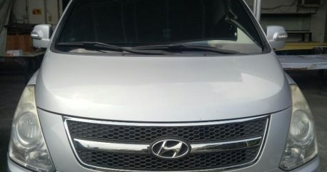 2nd-hand Hyundai Starex 2010 for sale in Caloocan