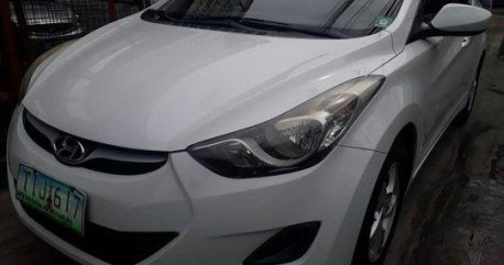 White Hyundai Elantra 2012 for sale in Paranaque