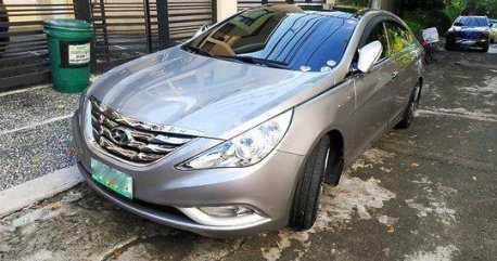 Sell Silver 2010 Hyundai Sonata at 36000 km