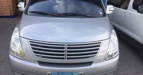 Silver Hyundai Grand starex 2013 at 127000 km for sale