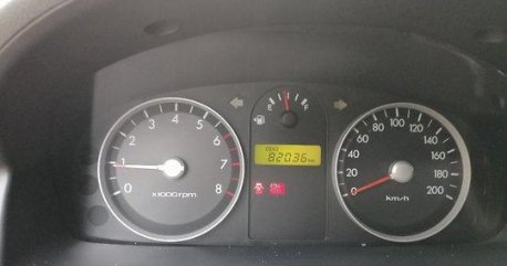 Black Hyundai Getz 2010 at 82000 km for sale 