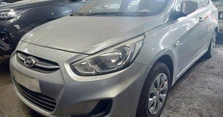 Selling Silver Hyundai Accent 2017 in Quezon City