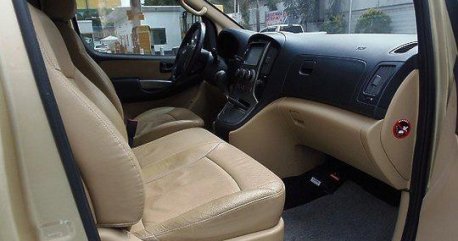 Hyundai Grand Starex 2010 at 42000 km for sale