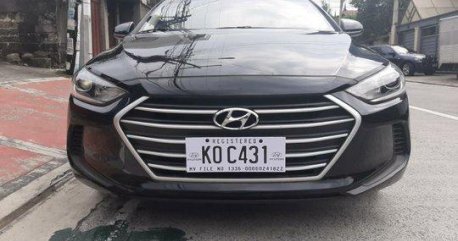 Black Hyundai Elantra 2019 for sale in Quezon City 