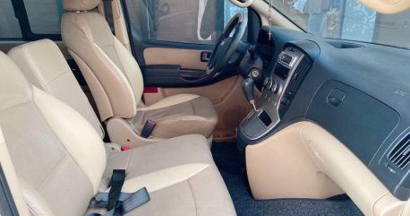 Selling Hyundai Starex 2010 in Malolos