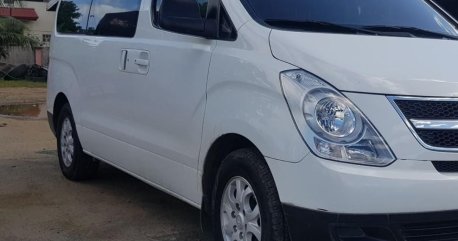 Sell 2013 Hyundai Starex in Taytay