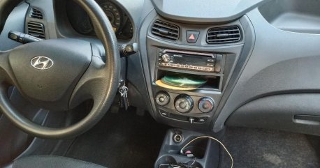 Selling Hyundai Eon 2012 in Pasig