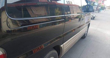 Selling Hyundai Starex 2004 in Mabuhay