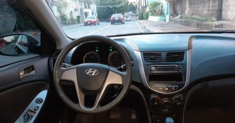 Selling Hyundai Accent 2018 in Quezon City