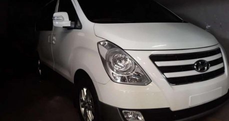 Sell 2016 Hyundai Grand Starex in Manila