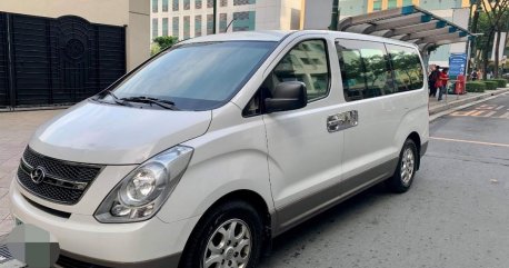 Sell 2014 Hyundai Starex in Taguig 