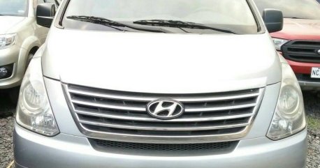 Sell 2014 Hyundai Starex in Cainta