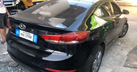 Selling Hyundai Elantra 2018 in Quezon City