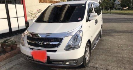 Sell White 2012 Hyundai Grand Starex in Bacoor