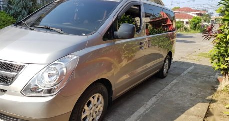 Sell Silver 2013 Hyundai Grand starex in Manila