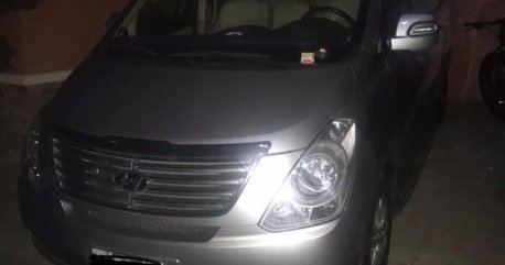 Sell Grey 2016 Hyundai Starex in Taytay