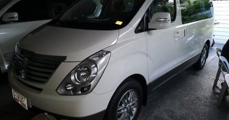 White Hyundai Grand Starex 2015 at 22227 km for sale