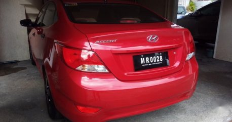 Selling Red Hyundai Accent 2016 in Manila