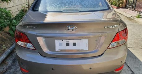 Selling Beige Hyundai Accent 2012 in Manila