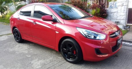 Selling Red Hyundai Accent 2016 in Manila