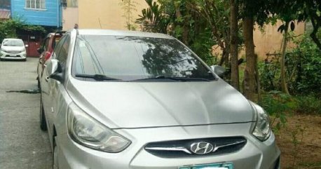 Selling Silver Hyundai Accent 2011 in Marikina