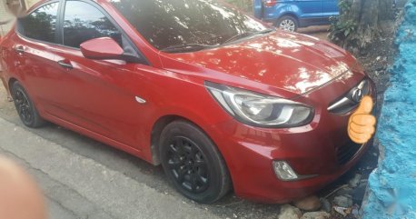 Red Hyundai Accent 2013 for sale in Manual