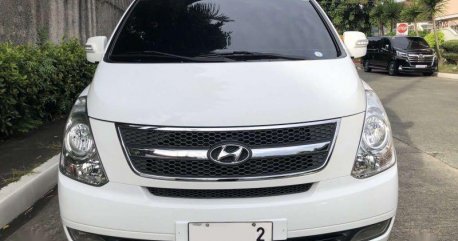White Hyundai Grand starex 2012 for sale in Manila