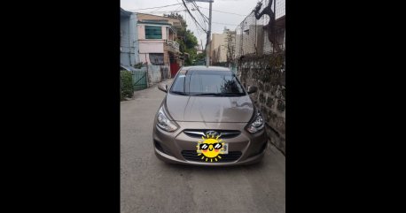 Sell Brown 2014 Hyundai Accent Sedan at 26300 in Quezon City
