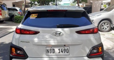 White Hyundai KONA 2018 for sale in Automatic