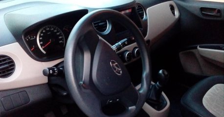 Sell Silver 2015 Hyundai Grand i10 Hatchback in Angeles