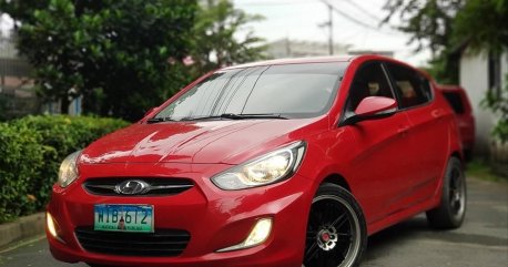 Sell Red 2013 Hyundai Accent Sedan in Manila