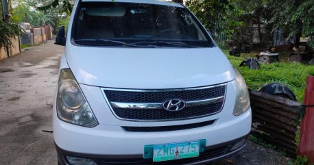 Selling White Hyundai Starex 2008 in Santa Maria