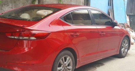 Selling Red Hyundai Elantra in Taguig