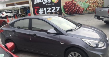 Selling Black Hyundai Accent in Quezon City