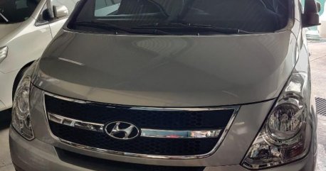 Silver Hyundai Starex for sale in Quezon City