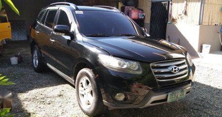 Sell Black Hyundai Santa Fe in Manila