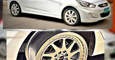 Purple Hyundai Accent 2013 for sale in Quezon City