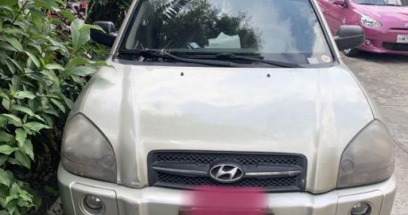 Sell Beige Hyundai Tucson in Mandaluyong